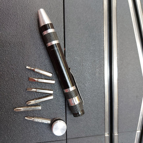 7 piece multi bit aluminum screw driver set